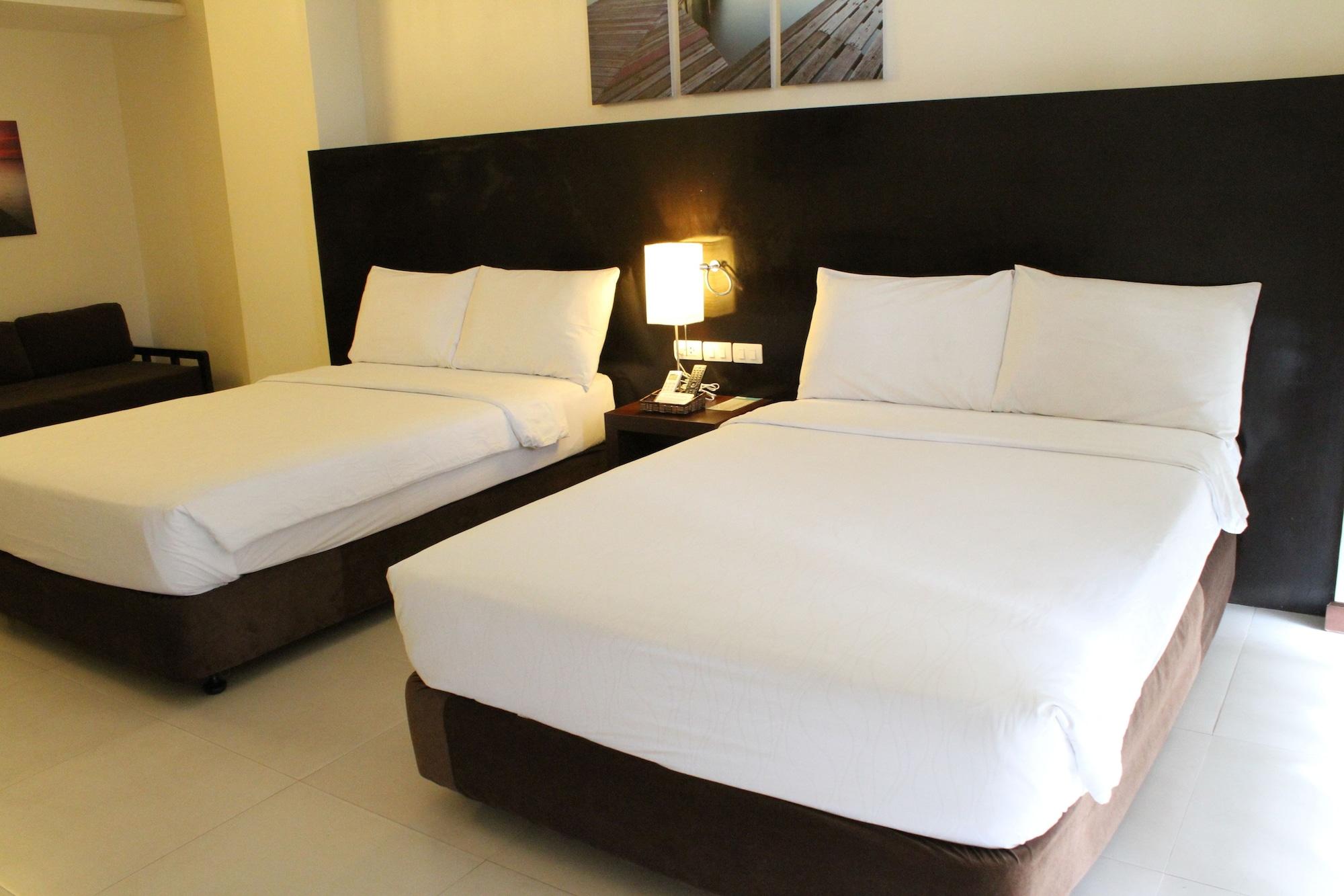 Ocean Suites Bohol Boutique Hotel Tagbilaran City Kültér fotó